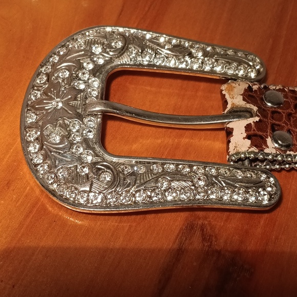 Rhinestone Western Leather Belt - Picture 3 of 9